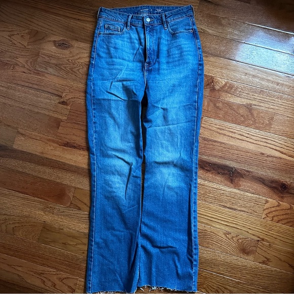 High/Rise Flare Jeans - Picture 2 of 4